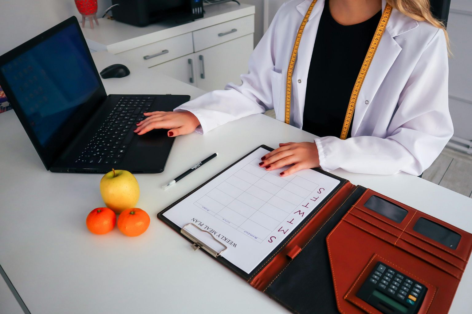 Trouvez depuis Yaoundé un Coach minceur en ligne