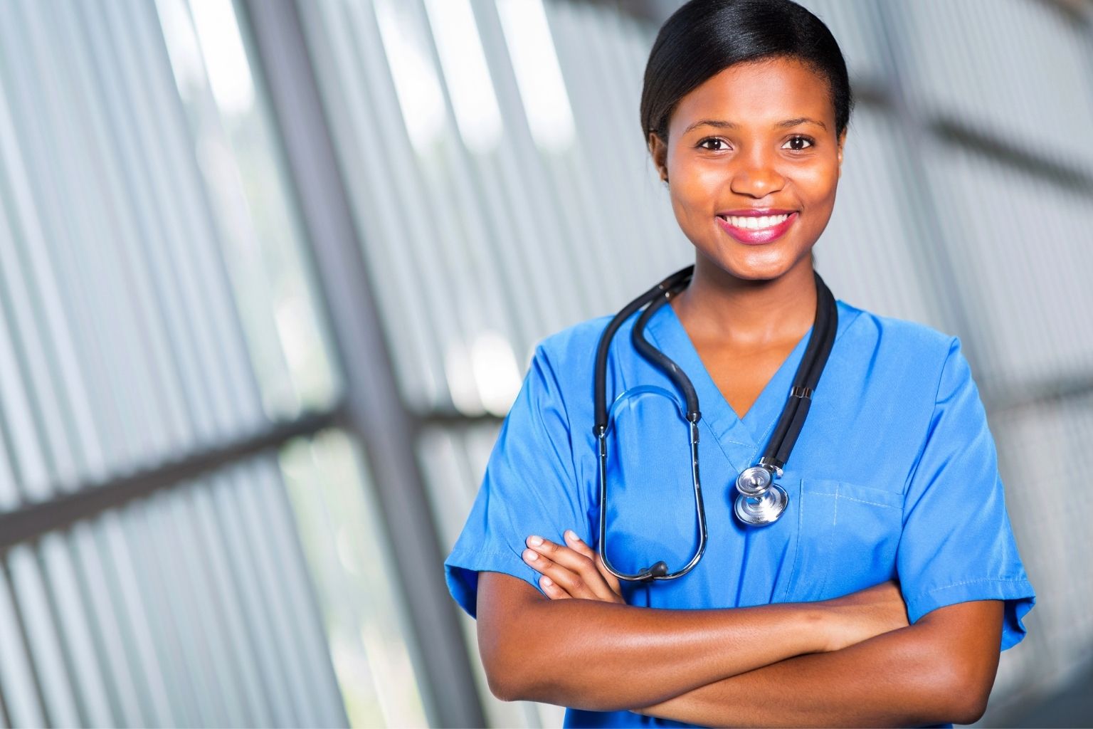 ⚠️Problèmes de peau causés par les faux cosmétiques au Cameroun